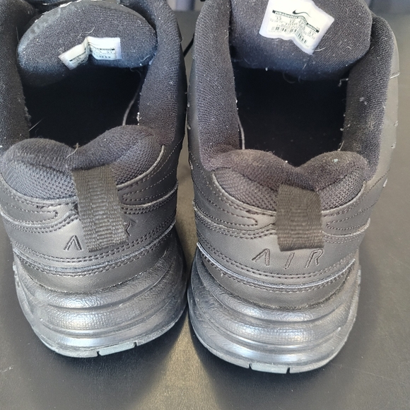 Nike Air Monarch Sneakers - Picture 3 of 6